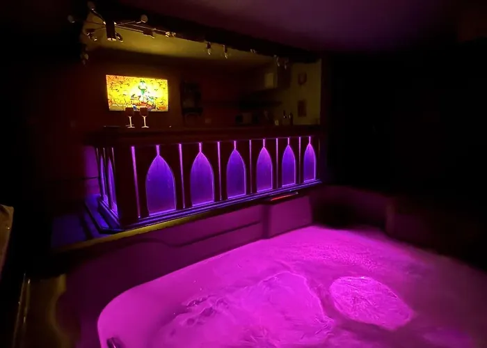 Le Savoyard - Bar & Jacuzzi